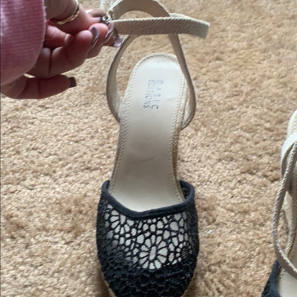 Black platform - Picture 5 of 7